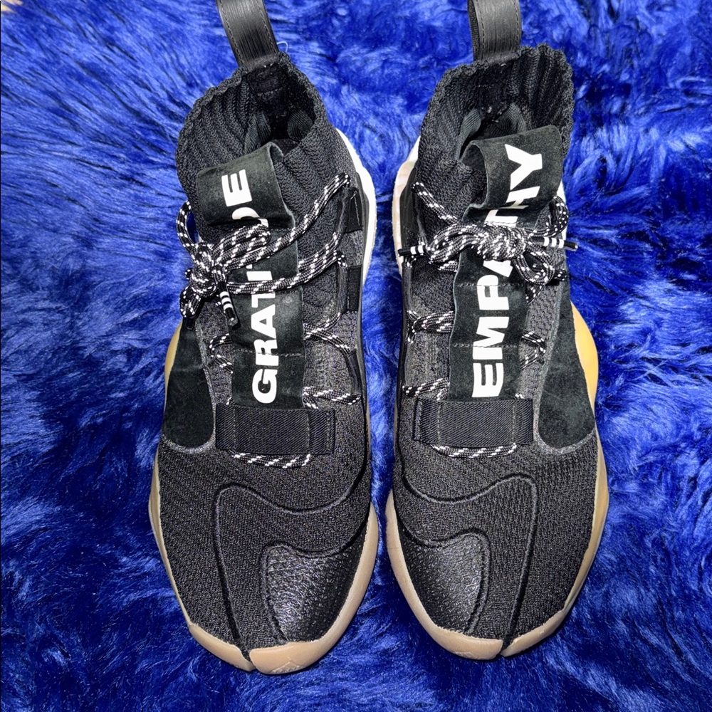 adidas Men's Pharrell Williams Black Gum Basketball Shoes size - US11